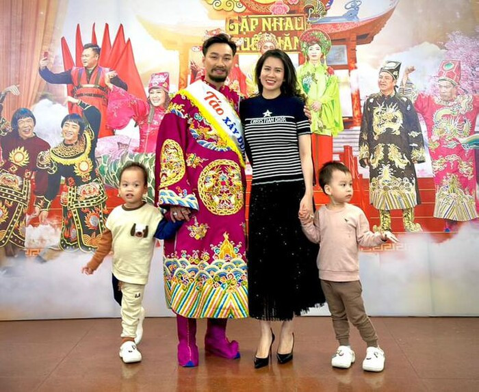 MC Thành Trung 'trả thù' thành công sau khi bị bà xã 'bơ đẹp' tại Táo Quân cách đây hơn một thập kỷ Ảnh 2