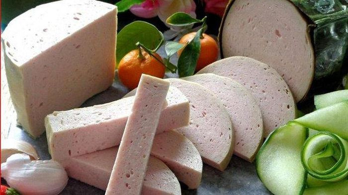 Nhận biết hàn the trong giò chả không khó.