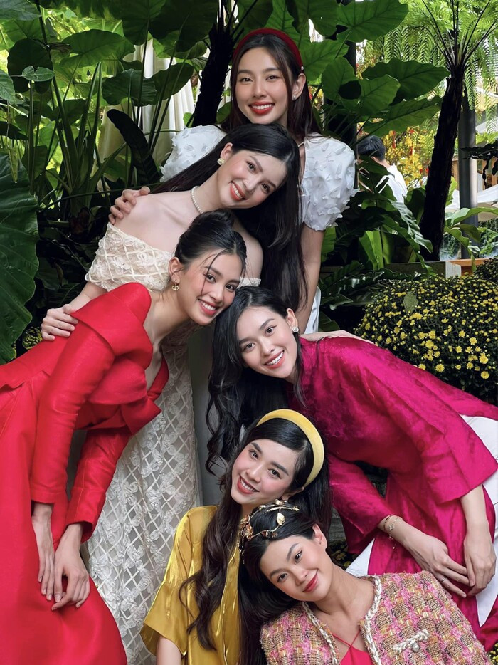 Các sao Việt trong những ngày cận Tết: Người về quê sớm với gia đình, người cố gắng 'chạy show' liên tục Ảnh 7