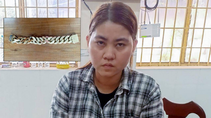 Qua chúc Tết nhà em họ, 'mẹ bỉm sữa' tiện tay làm điều này khiến cả gia đình xào xáo Ảnh 1