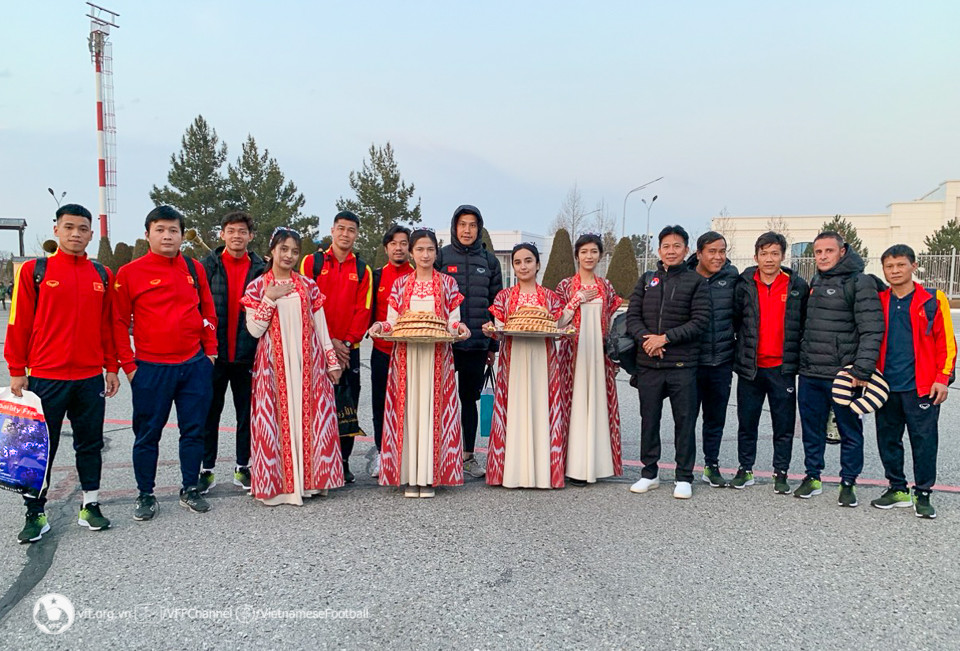 U20 Việt Nam có mặt tại Uzbekistan, sẵn sàng bước vào VCK U20 châu Á - Ảnh 1.