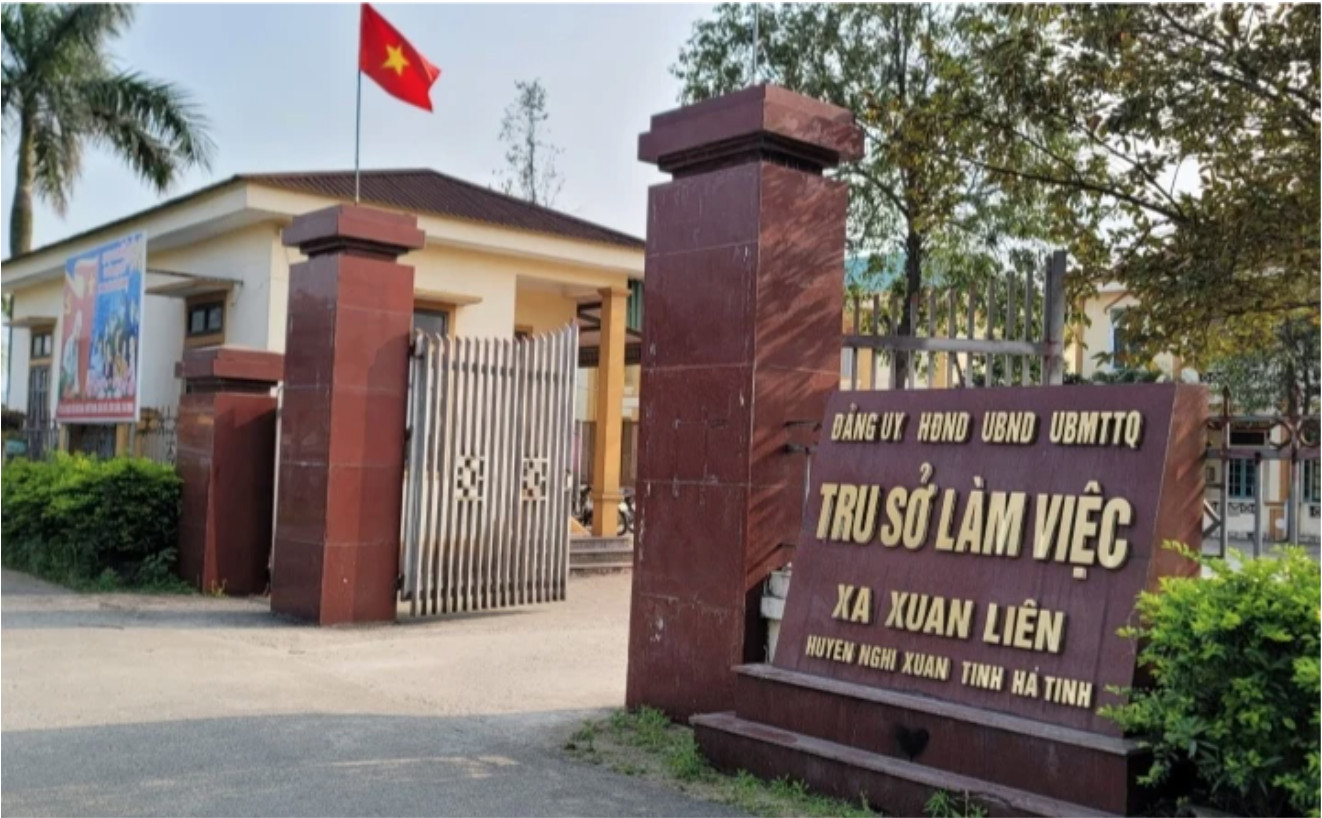Chủ tịch xã bỏ nhiệm sở thời gian dài sau khi bị kỷ luật - Ảnh 1.