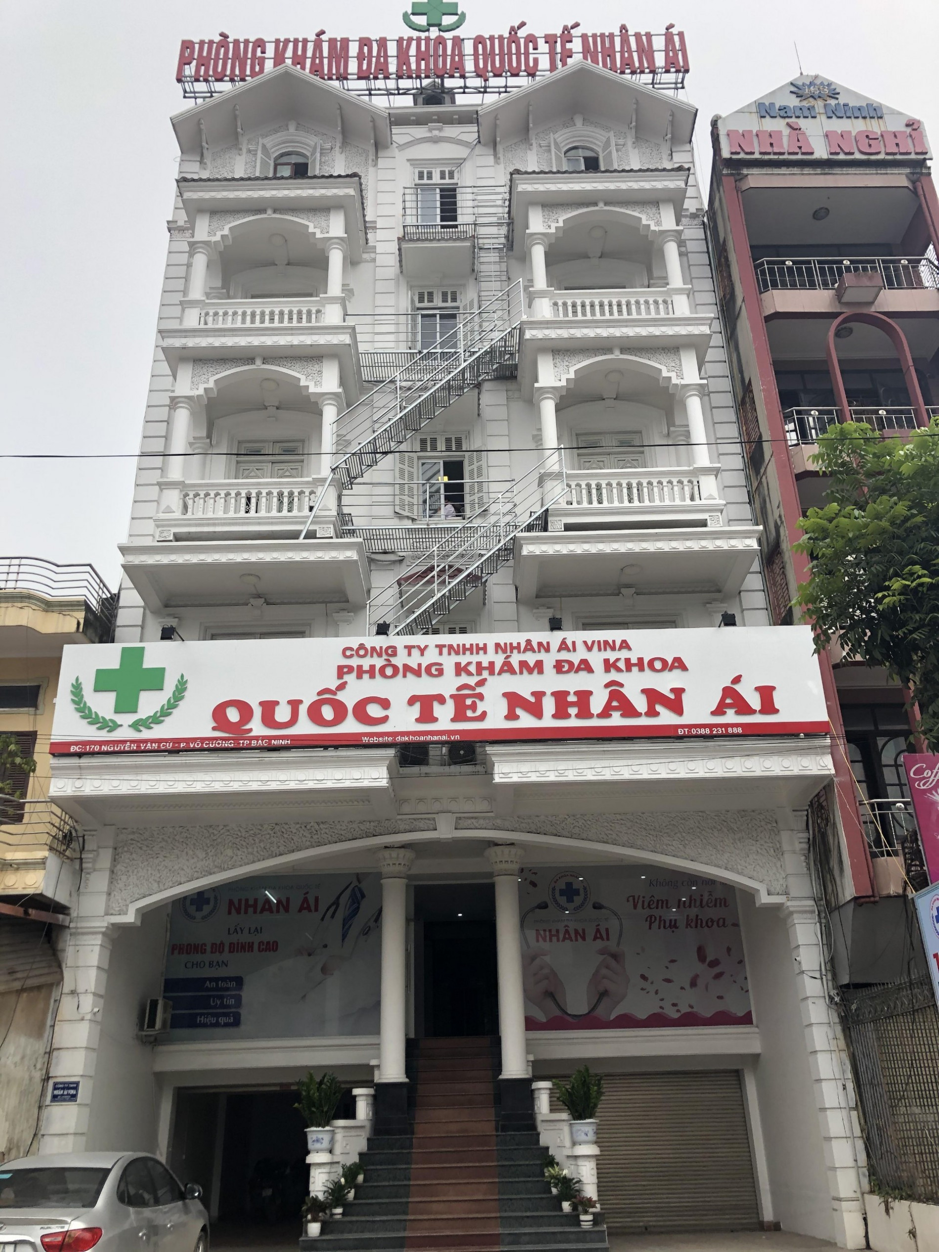 Mắc hàng loạt các sai phạm, Phòng khám Nhân Ái vẫn ngang nhiên tồn tại?