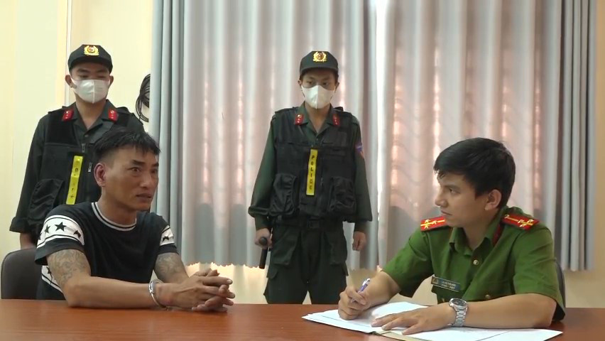 Băng nhóm bảo kê do cháu ruột của "đàn em Năm Cam" cầm đầu hoạt động như thế nào? - Ảnh 2.