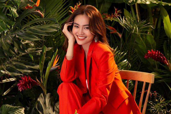 Rộ hình ảnh Ninh Dương Lan Ngọc diện váy cưới, thực hư ra sao? Ảnh 1