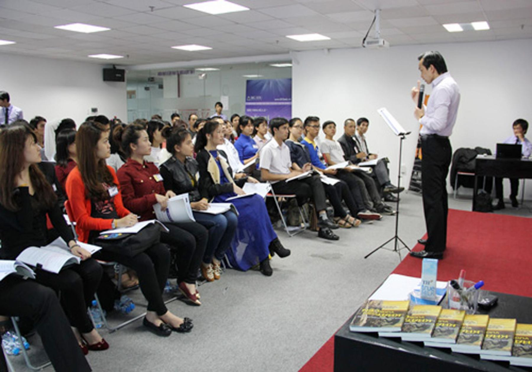 Những đối tượng nào không được tham gia bán hàng đa cấp?