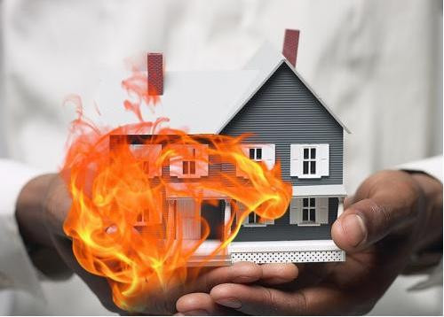 Doanh nghiệp bảo hiểm có quyền từ chối bán bảo hiểm cháy, nổ bắt buộc trong trường hợp nào?