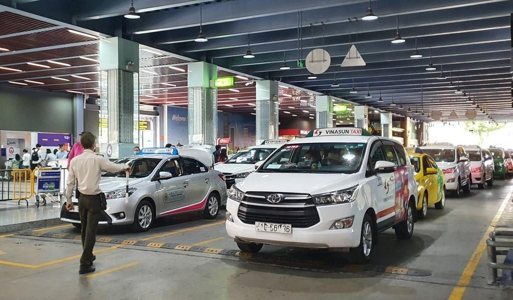 Đề xuất triển khai thu phí không dừng tại các sân bay