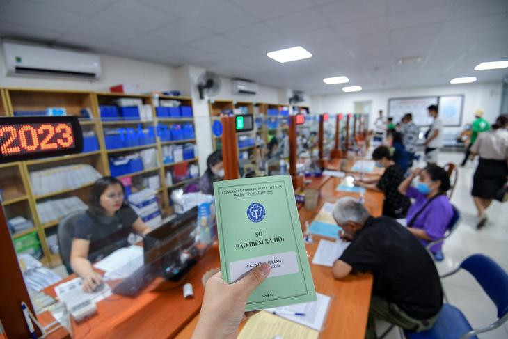 Hà Nội: Khi nào người dân được hưởng lương hưu, trợ cấp bảo hiểm xã hội theo mức lương cơ sở mới?