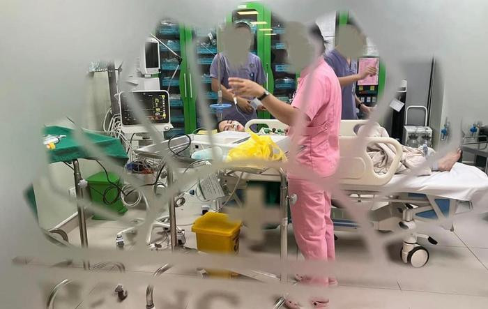 Bạn gái Quang Hải nhập viện, để lại tin nhắn tiêu cực Ảnh 1