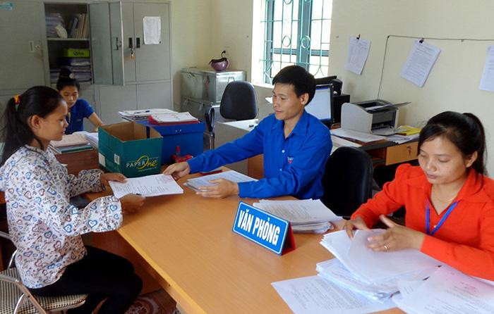 Từ 01/8, việc tiếp nhận công chức cấp xã được quy định thế nào?