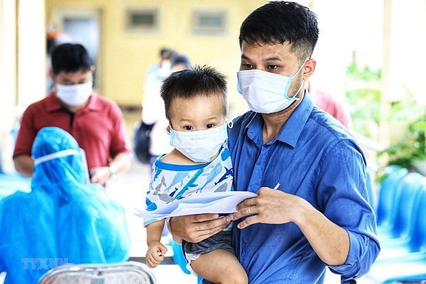 Trẻ dưới 24 tháng tuổi cần đi khám sức khỏe định kỳ liên tục