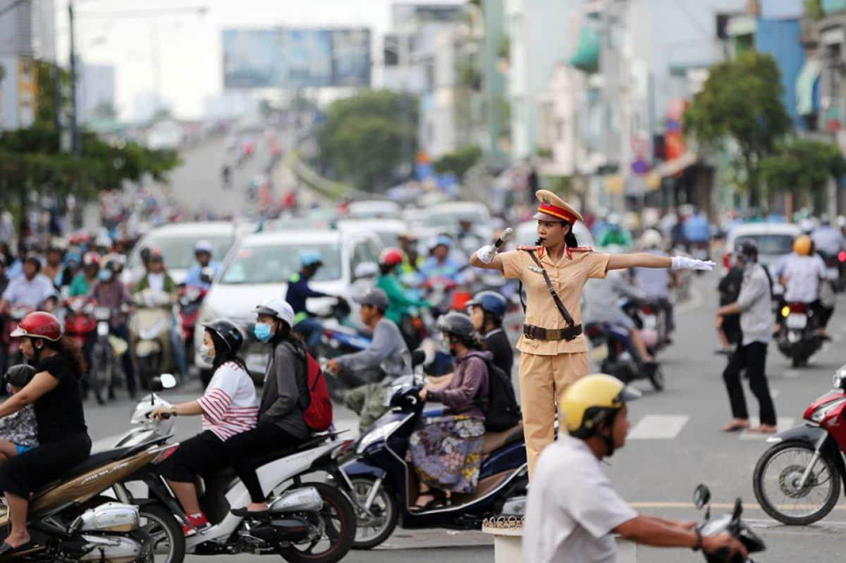 Những hành vi bị cấm nhằm đảm bảo an toàn giao thông