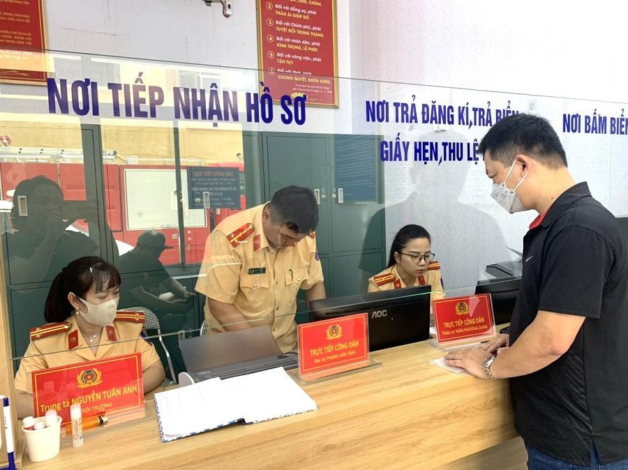 Người dân có thể đăng ký xe tại nơi tạm trú từ ngày 15/8/2023