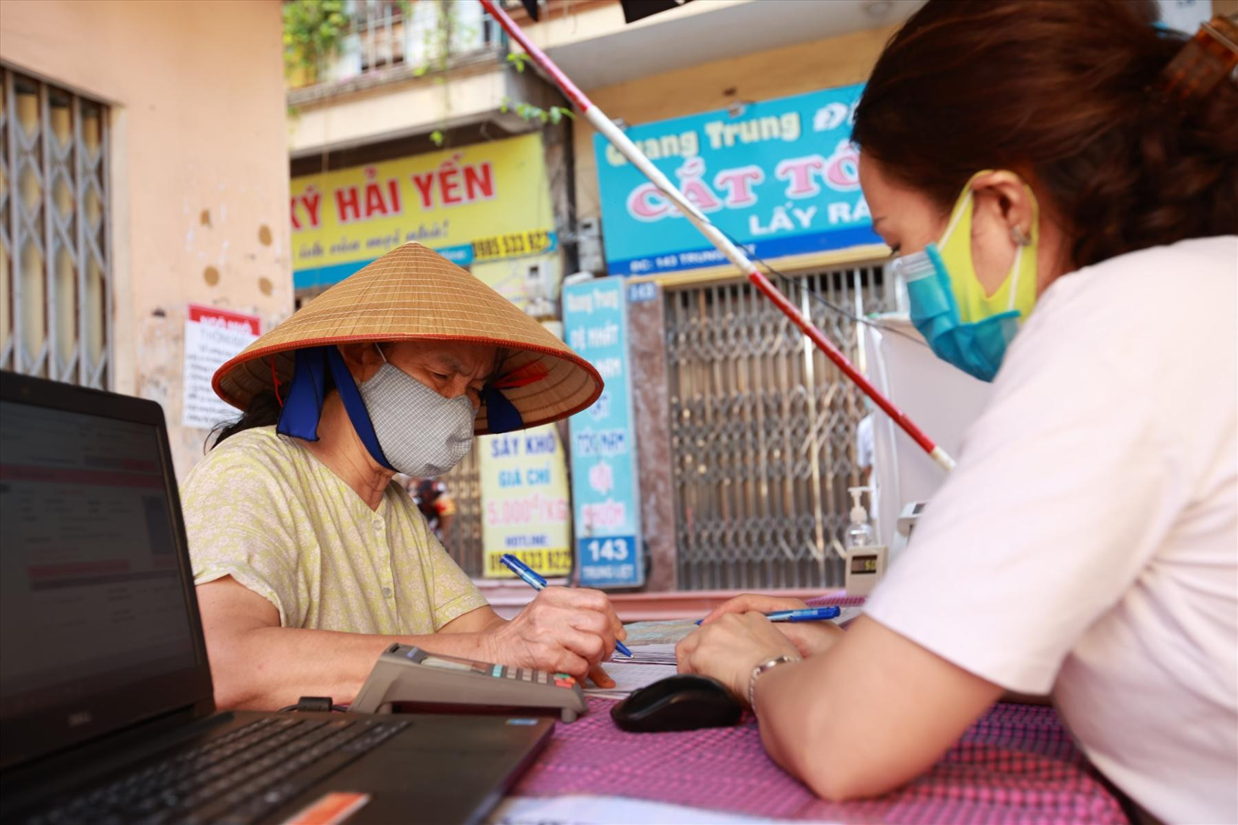 Hướng dẫn về việc chi trả lương hưu và tiền trợ cấp