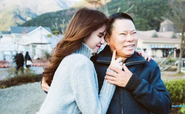 'Tình cũ' Ngọc Trinh vỡ nợ, thoát khỏi danh sách 400 tỷ phú giàu nhất thế giới Ảnh 2