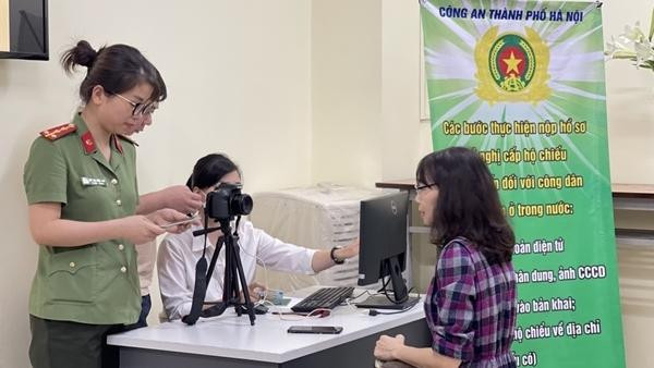 Các giấy tờ để cấp hộ chiếu phổ thông ở nước ngoài