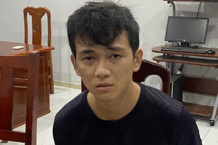 Vờ mua vàng rồi bỏ chạy vào hẻm cụt, thanh niên nhận cái kết đắng nghét Ảnh 1