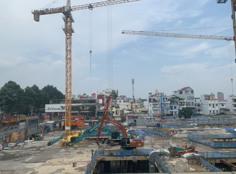 Dự án King Crown Infinity: Chủ đầu tư chậm tiến độ, còn đổ lỗi cho khách hàng? ảnh 1
