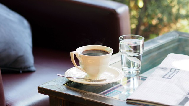 Tiến sĩ Anh tiết lộ kiểu uống cà phê khiến đường huyết tăng vọt