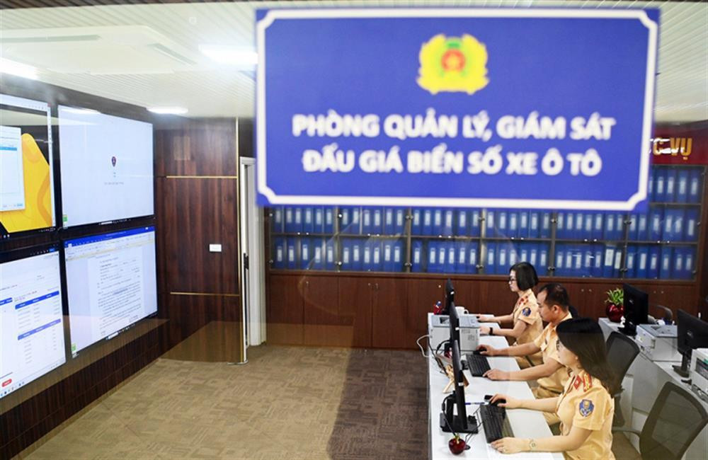 Quyền và nghĩa vụ của người trúng đấu giá biển số xe ô tô đẹp