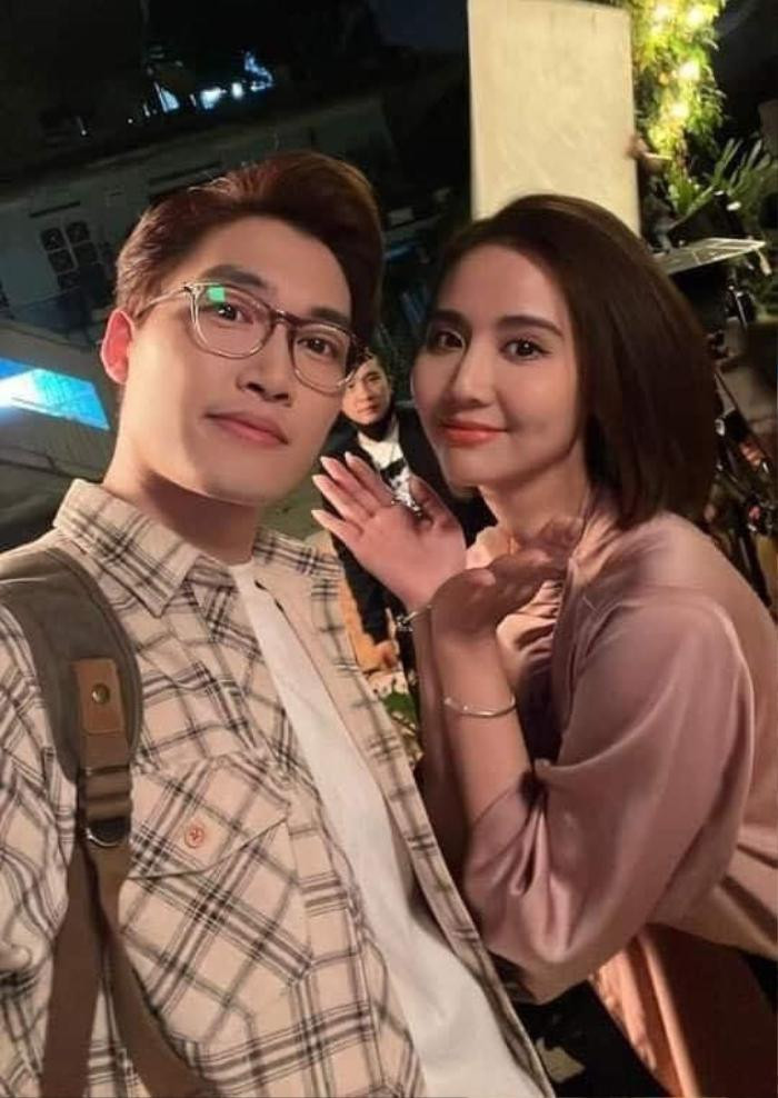 Huyền Lizzie hội ngộ Đình Tú, có hành động gây chú ý Ảnh 5