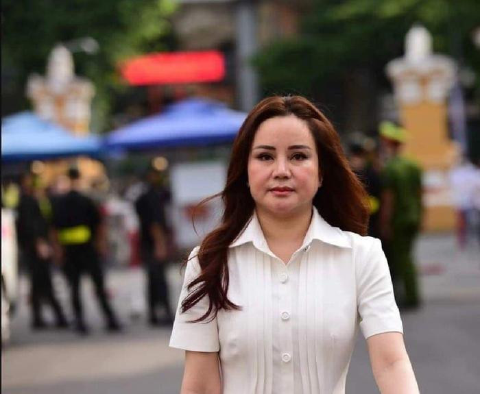 Vy Oanh tự tin khoe visual hậu gây xôn xao nhan sắc ở ngoài đời thực Ảnh 3