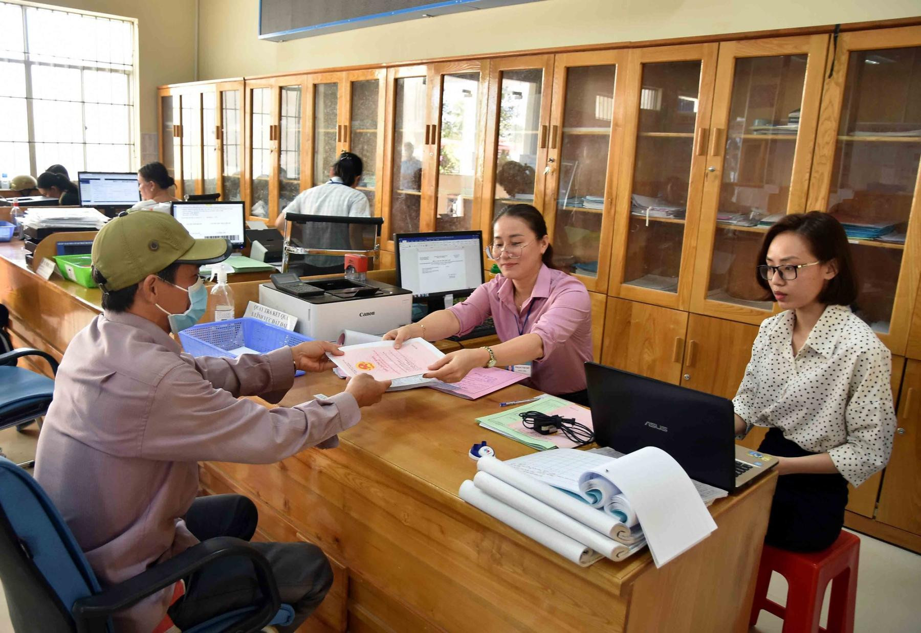 Đề xuất sẽ bỏ phụ cấp lãnh đạo từ 01/7/2024