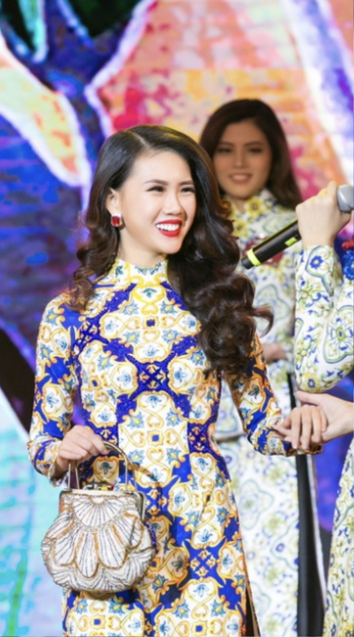 Xôn xao clip Bùi Quỳnh Hoa hút 'bóng cười', phía Miss Universe Việt Nam nói gì? Ảnh 3