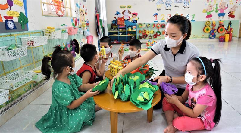 Đề xuất thực hiện chính sách tiền lương mới đối với giáo viên mầm non, tiểu học