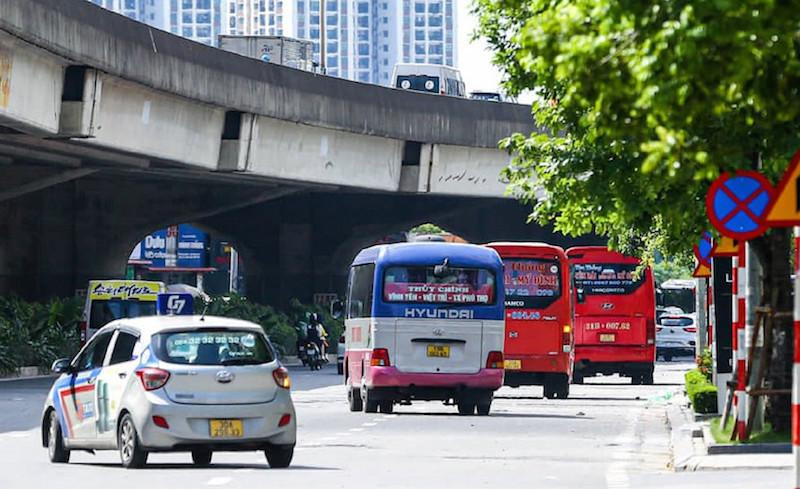 Nghiêm cấm đưa ô tô đã bị thu hồi phù hiệu, biển hiệu vào kinh doanh
