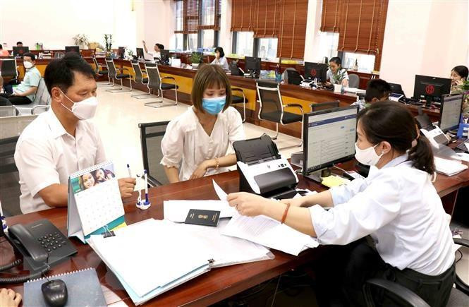 Chính sách mới về lương, vị trí việc làm của cán bộ, công chức từ tháng 11/2023