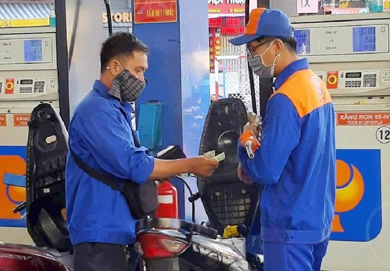 Đề xuất bổ sung điều kiện 'siết' Quỹ bình ổn giá xăng dầu