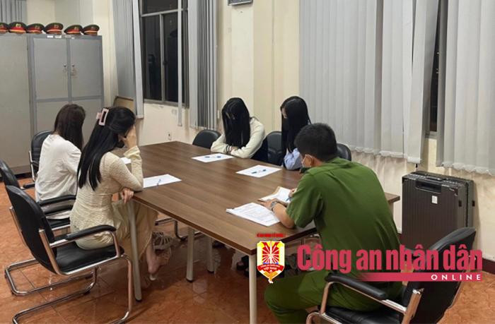 Phá đường dây hoa khôi, hot Tiktoker và người mẫu bán dâm ngàn đô Ảnh 1