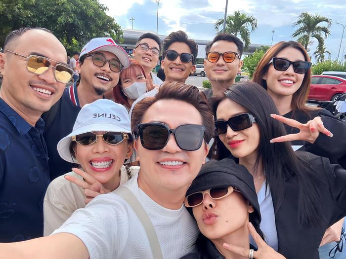 Dàn khách mời lên đồ đồng điệu trước giờ G đám cưới Puka - Gin Tuấn Kiệt, cả showbiz hội ngộ! Ảnh 9