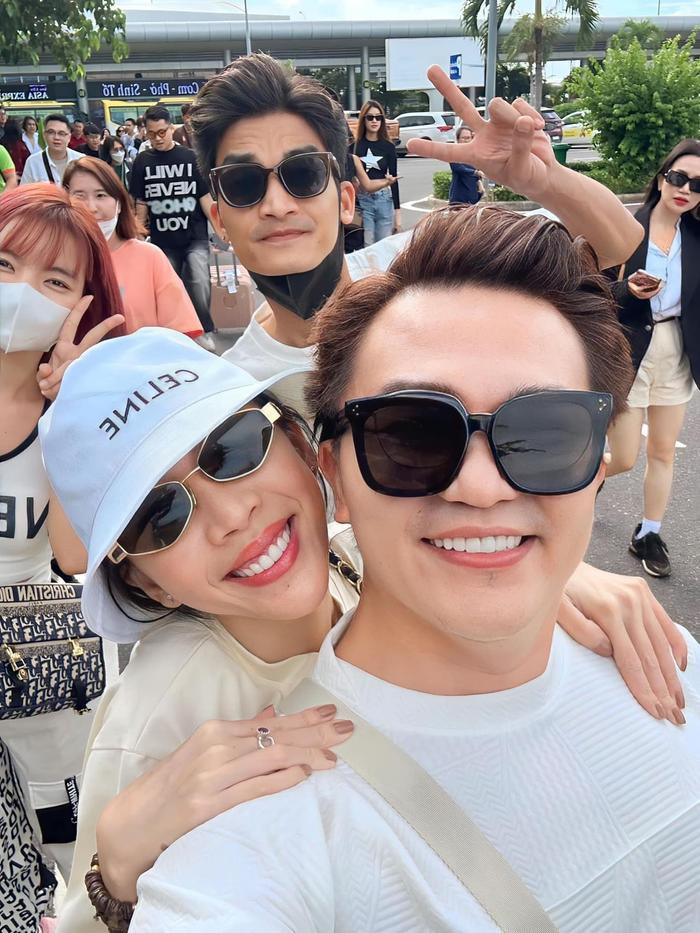 Dàn khách mời lên đồ đồng điệu trước giờ G đám cưới Puka - Gin Tuấn Kiệt, cả showbiz hội ngộ! Ảnh 8