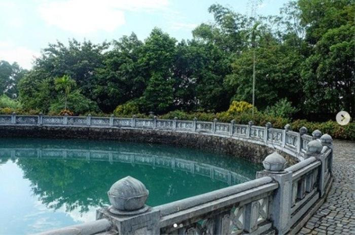 Về Ninh Bình, ghé thăm Giếng Ngọc đẹp như truyện cổ tích Ảnh 5