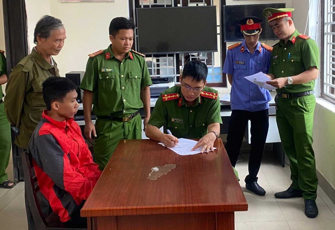 Bắt đối tượng kêu gọi từ thiện rồi lừa đảo chiếm đoạt tài sản - Ảnh 1.