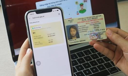 Người dân có thể tự cập nhật bằng lái xe lên VNeID