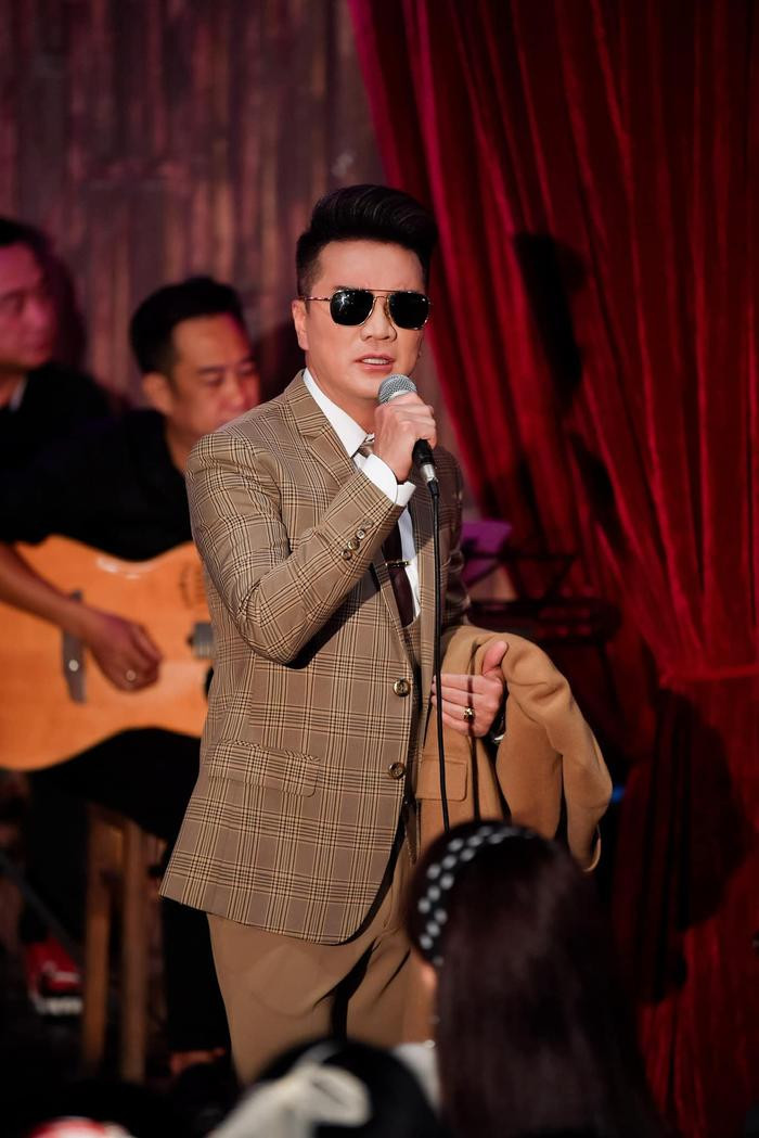 Đàm Vĩnh Hưng tiết lộ quy tắc làm nghề, không nhận show ngày này dù casxe tiền tỷ Ảnh 1