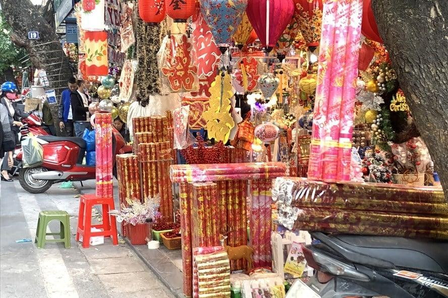 Kinh doanh pháo hoa không nổ trên mạng xã hội có vi phạm pháp luật?