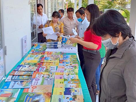Quy trình lựa chọn sách giáo khoa trong cơ sở giáo dục