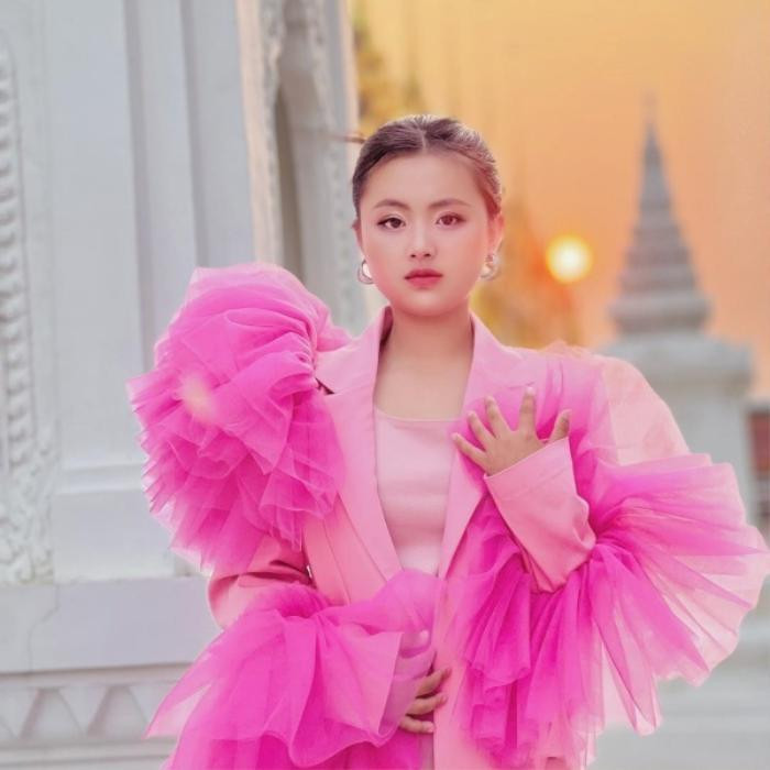 Xuất hiện hình ảnh cô bé Phúng Phính - Mua Thị Dua được cho là đã lên xe hoa Ảnh 2