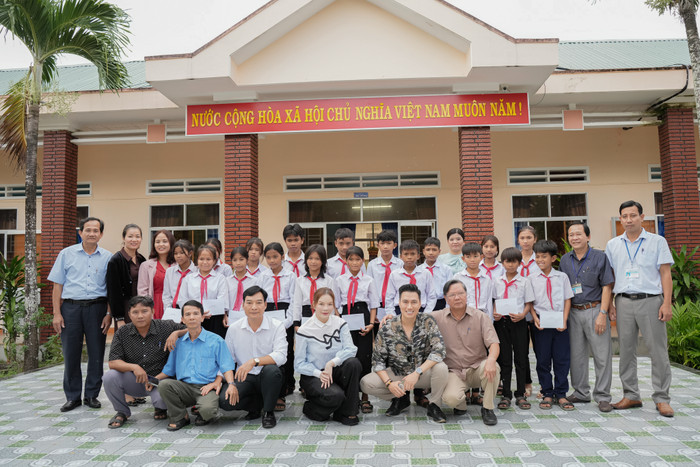 Lý Nhã Kỳ - Việt Anh bất ngờ tái hợp sau 15 năm vướng ồn ào 'mập mờ' tình ái Ảnh 5