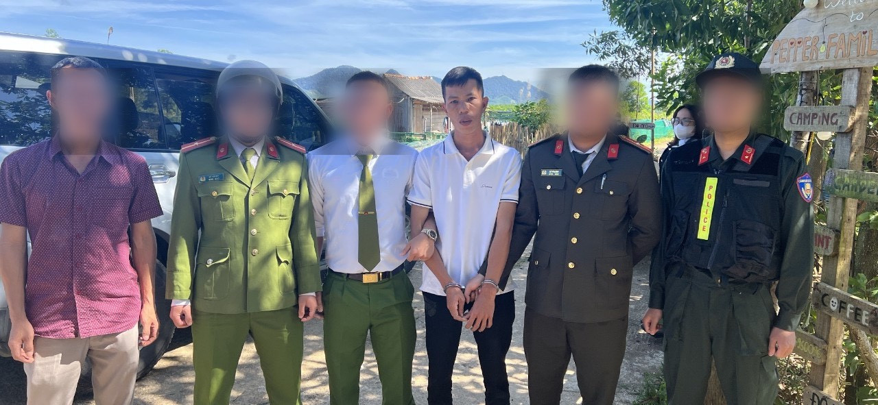 Hai đối tượng cướp ngân hàng tại Quảng Nam bị bắt khi đang trốn tại Thừa Thiên Huế - Ảnh 1.
