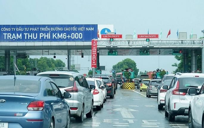 Hướng dẫn tính, nộp phí đường bộ từ 01/02/2024