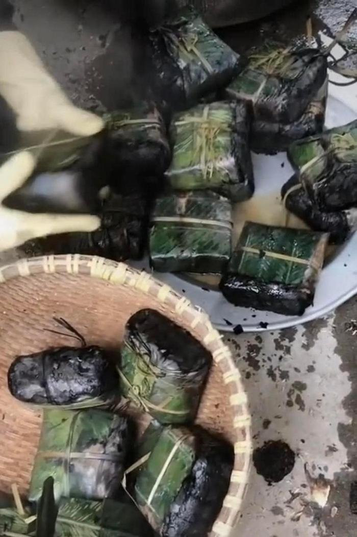 Thanh niên về quê nhận nhiệm vụ trông nồi bánh chưng nhưng ngủ quên và cái kết Ảnh 2