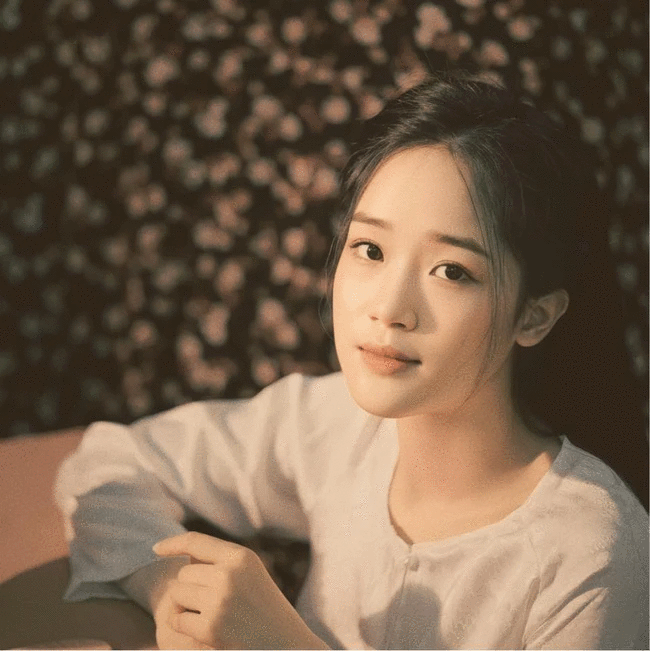 Nữ chính gây bão của phim Đào, Phở và Piano: Sinh năm 2003, đời thường đẹp động lòng người Ảnh 4