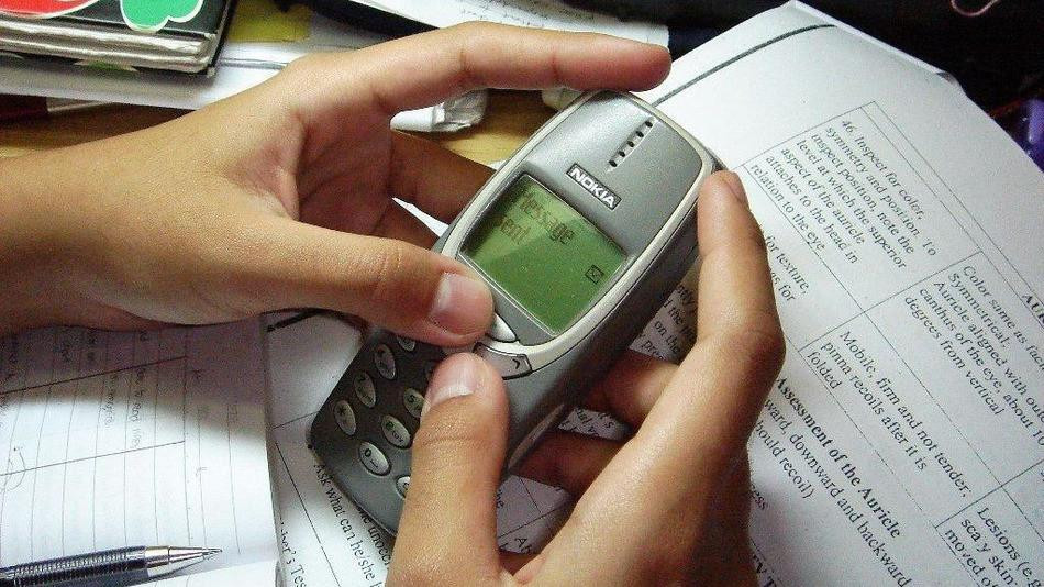 Chặn máy điện thoại di động 2G không hợp chuẩn từ ngày 01/3/2024