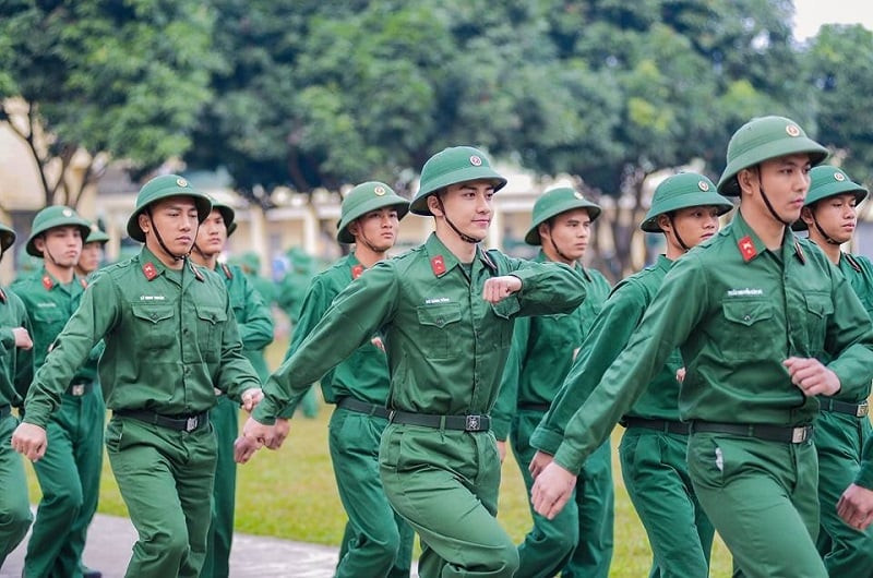 Mức lương cơ sở 1,8 triệu đồng sẽ được áp dụng đến khi thực hiện chế độ tiền lương mới, dự kiến là ngày 1/7/2024